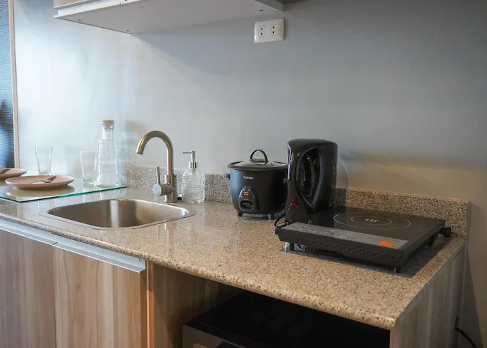 Aparthotel Cozy Urban In Grand Residences With Balcony *