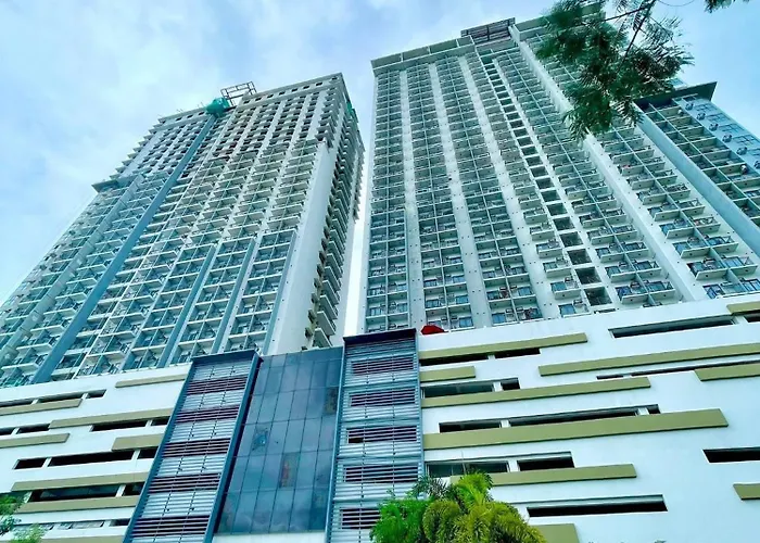 Cozy Urban In Grand Residences With Balcony *
